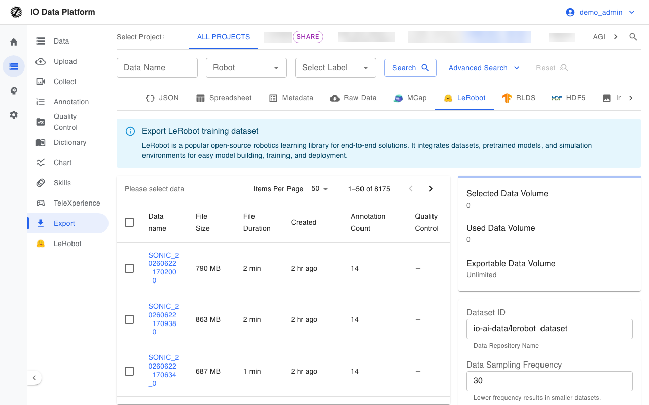LeRobot export: format tabs, data selection, and the parameter panel on the right