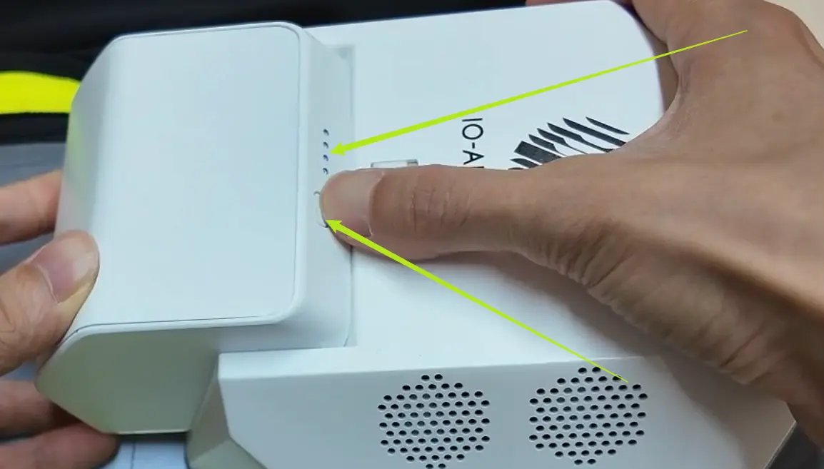TeleSuit主控电池供电正常指示灯
