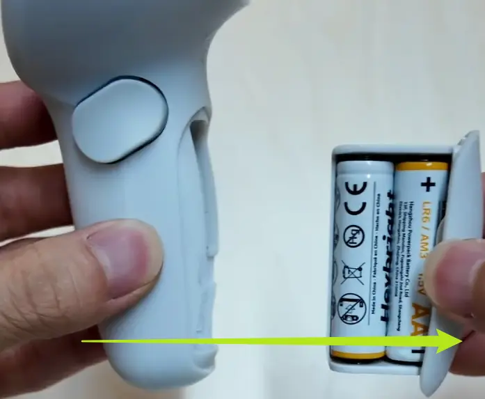 Controller battery replacement
