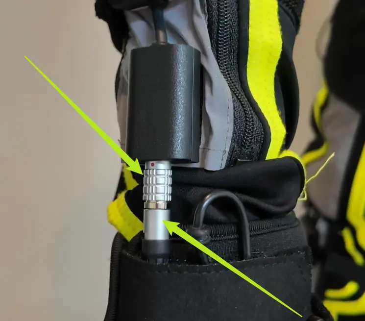 Aviation plug alignment